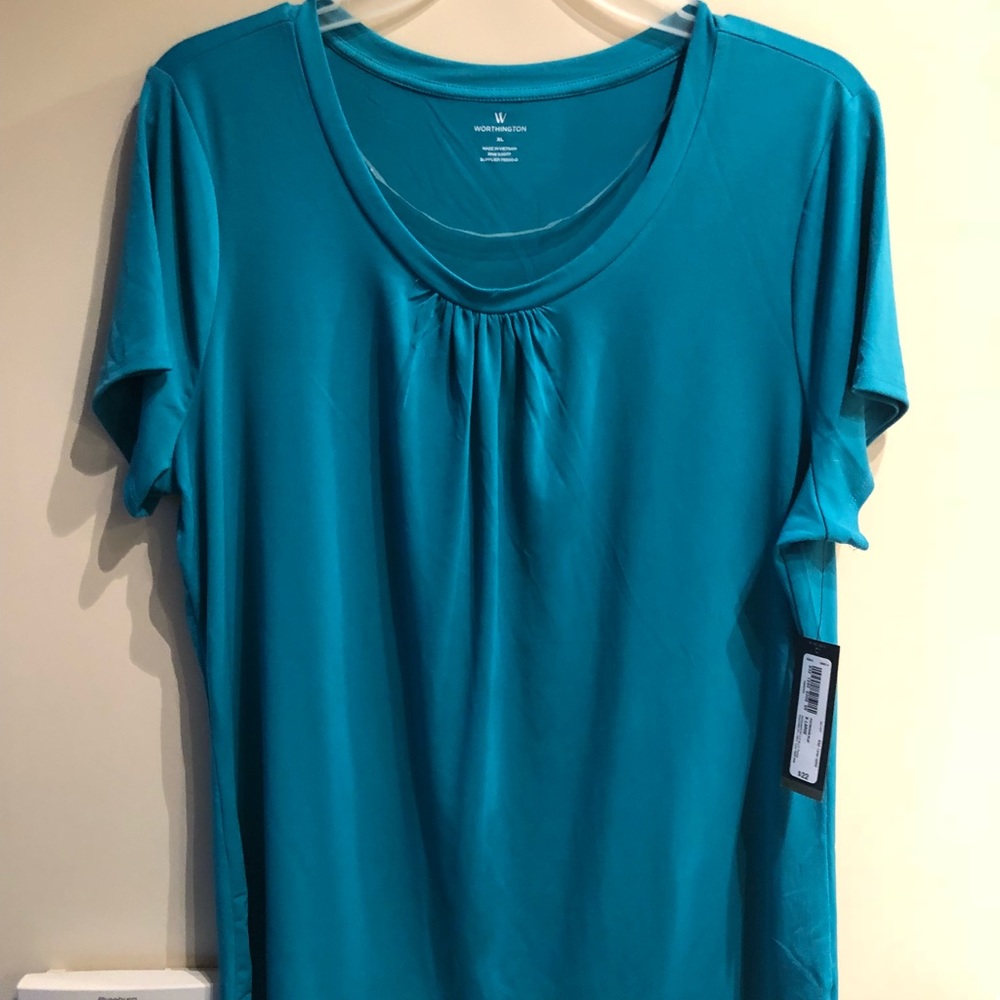 Worrington women’s shirt size large